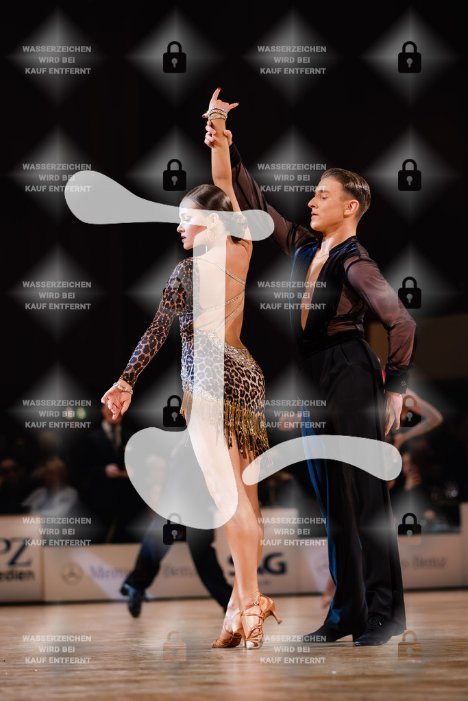 Goldstadtpokal 2025 - WDSF Open Latin Youth 22nd (80) Alexander Wagner _ Julina Gerter (1. Tanzsportclub Rastatt)-2025-01-25-7099 | Webshop for digital downloads and prints of dance sport, event & show photographer Julian Link - Realisiert mit Pictrs.com