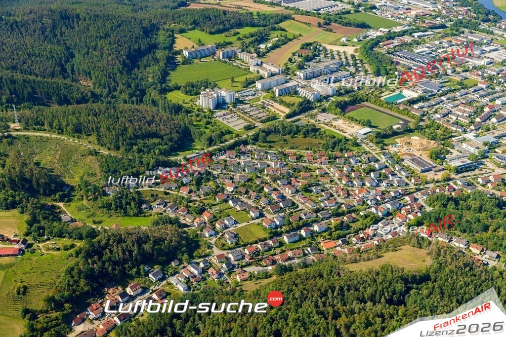 Luftaufnahme der Stadt Regenstauf - Die Luftaufnahme wurde 2025 vom UL-Flugzeug heraus erstellt ( keine Drohne ) - Hochauflösende Luftaufnahme - für professionelle Ausdrucke geeignet. Die Geschenkidee !Mit Lizenz und Bildrechte bestellbar