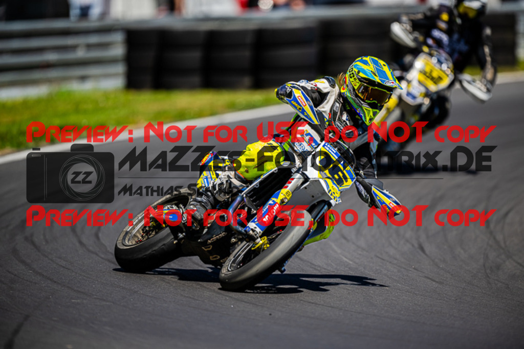 MaZZes_FotoMatrix_220702_8593 | S2