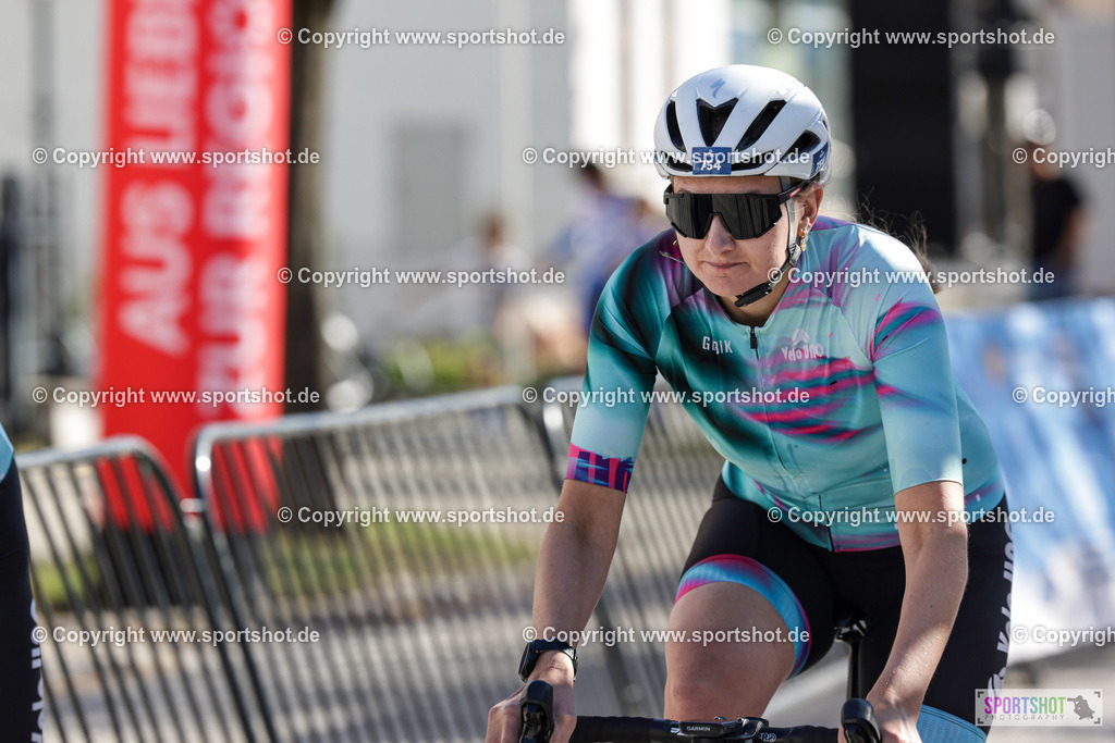 290_VJ__5902 | Neusiedlersee Radmarathon 2026@sportshot_your_pictrs #yourpictures#roadtowm2029 #nrm #neusiedlerseeradmarathon #neusiedlersee #neusiedlerseetourismus #burgenland #mörbisch #nrm26 #burgenlandtourismus #voglundco #poweredbyburgenlandtourismus #radsport #rad #marathon #ucigranfondo #visitburgenland #ucigranfondoworldseries