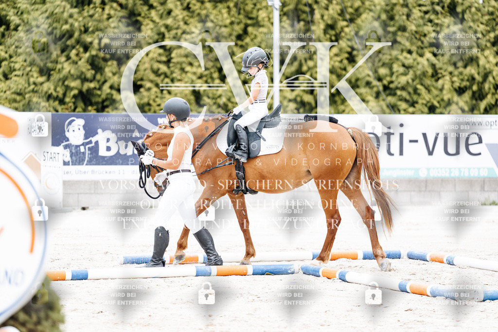 CK907292 | Turnierfotografie Pferdefotografie Trier Rheinland-Pfalz Pferdesport Reitsport Tierfotografie Sportfotografie Pferdevideo Pferdevideografie Equestrianvideography equestrianphotography  - Realisiert mit Pictrs.com