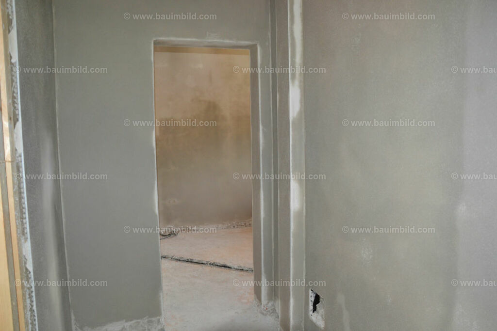 bib-lg18-putzarbeiten-0118 | Nach LV-Leistungsgruppen sortierte Detailfotos über den Bau eines Hauses. Alle Hausbau-Bilder direkt vom Urheber und Autor der Website Haus-Selber-Bauen.com