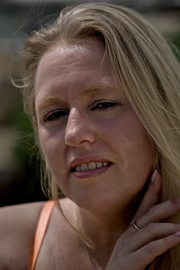 2025-05-29-103242_DSC00182 | Martin Fiedler Fotografie - Ausdrucksstarke Portraits im Raum Nürnberg - Realisiert mit Pictrs.com
