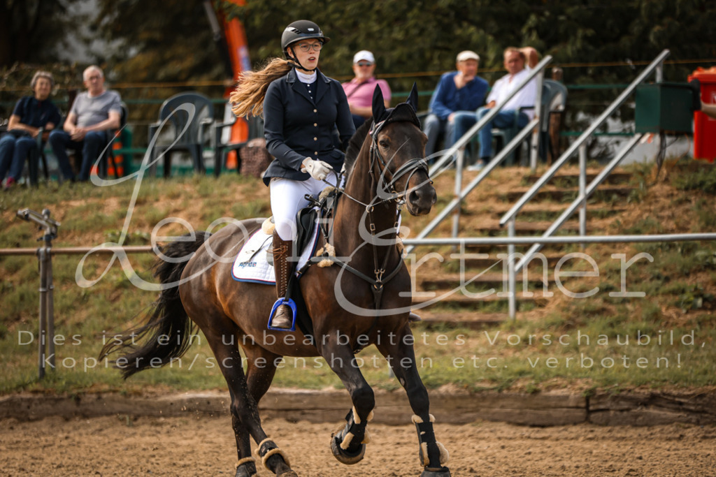 05.SoSpWB00136 | Leoni Ertmer Photography - Realisiert mit Pictrs.com