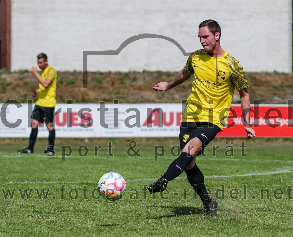 2023-07-09_061_FC_Moosinning_II_gegen_FC_Herzogstadt | Moosinning, Deutschland, 09.07.2023:
Fußball, Kreisliga 2023 / 2024, Testspiel, FC Moosinning II gegen FC Herzogstadt, Endergebnis: 2:1

Foto: Christian Riedel / fotografie-riedel.net