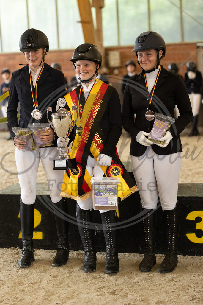 994A2656 | sabrinanicolaifotografie - Realisiert mit Pictrs.com