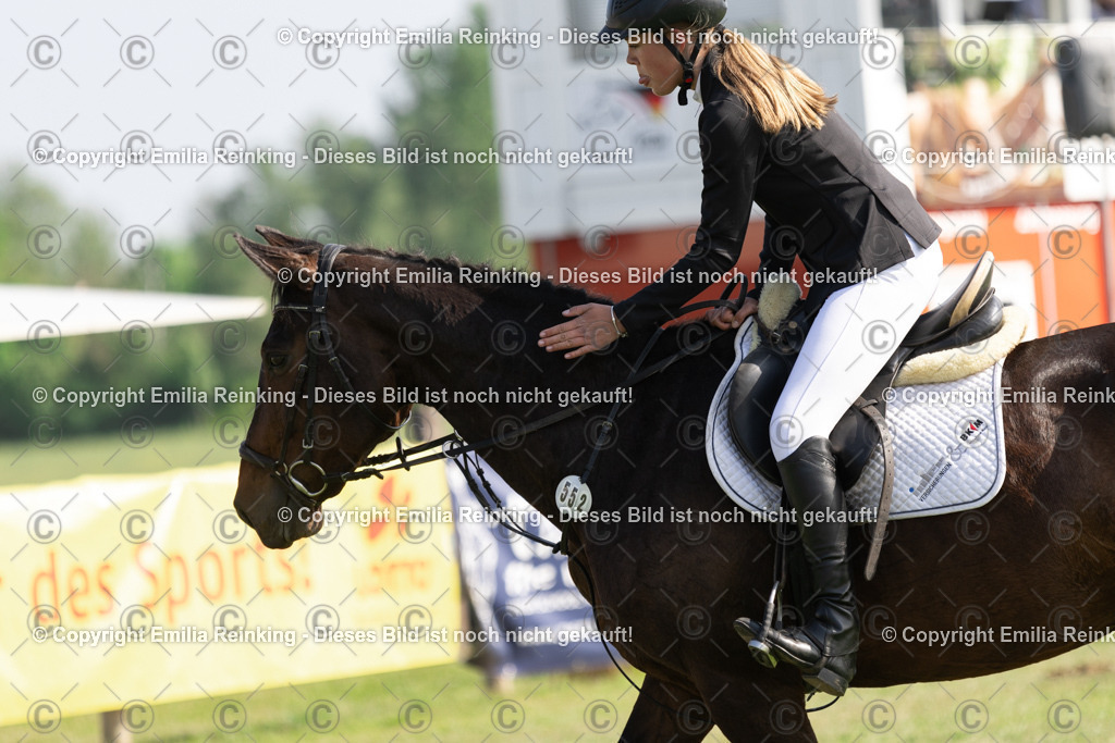 CL5A1359 | Emilia Reinking Fotografie - Realisiert mit Pictrs.com