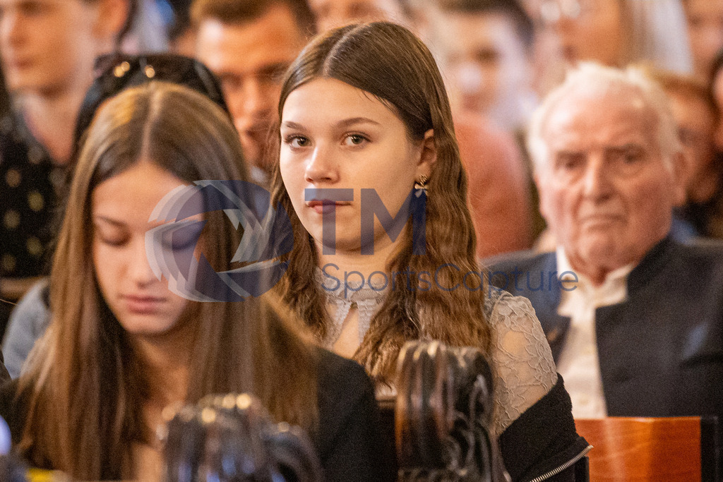 RR5M4803 | Firmung Klagenfurt-Dom 19.05.2024 8 Uhr