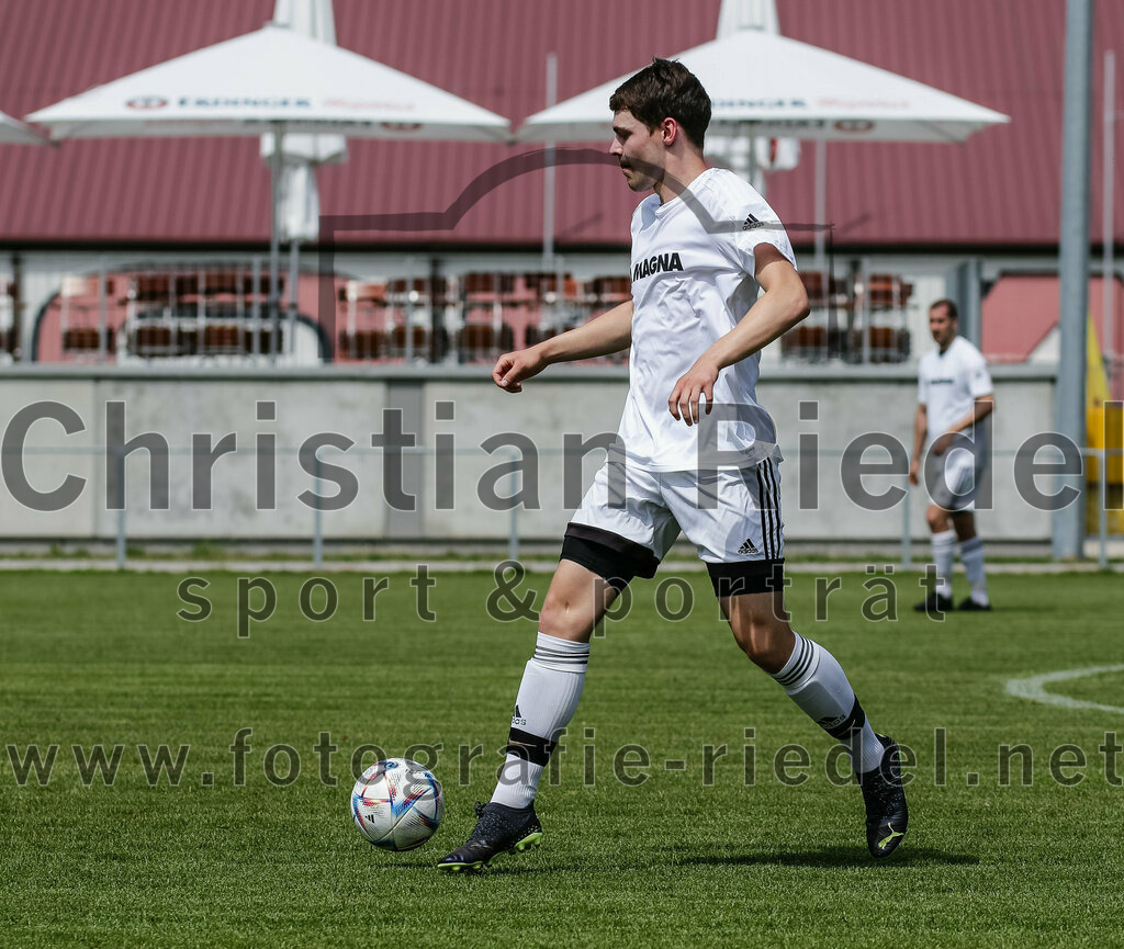2023-07-08_041_FC_Finsing_gegen_SG_Markt_Schwaben | Finsing, Deutschland, 08.07.2023:
Fußball, Kreisliga 2023 / 2024, Testspiel, FC Finsing gegen SG Markt Schwaben, Endergebnis: 7:0

Philipp Wasser (SG Markt Schwaben, #5)

Foto: Christian Riedel / fotografie-riedel.net