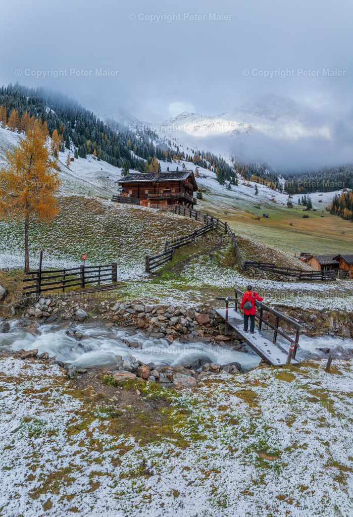 Kamelisenalm_Herbst_Schnee_2023-108 | default