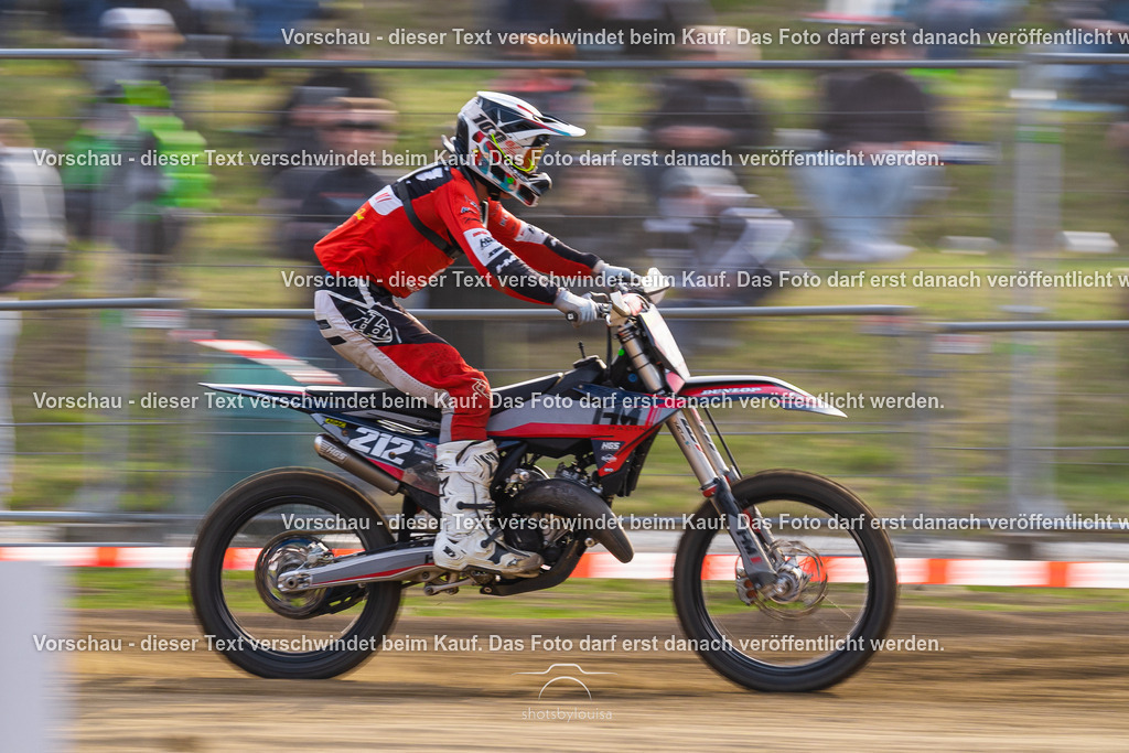 25_03_23_Hänchen_MX2-9242 | Sportfotografin aus Berlin-Brandenburg mit Fokus auf Motocross. Ich halte deine sportliche Leistung und echte Emotionen auf und neben der Strecke professionell fest. Entdecke die Fotos von deinem Rennen und bestelle sie direkt hier im Shop.