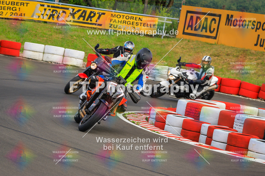 _DSK1867 | Hier findet Ihr Bilder von Touristenfahrten auf der Nürburgring Nordschleife oder von anderen Veranstaltungen die ich besucht habe. Viel Spass beim Durch Schauen 