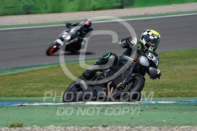 2022_05_09_PBK_24624 | Sportfotografie; SlowMotion; Video; Rennstrecke; Hafeneger; Speer; Racing; RSE; BMW; CBO; Trackday; Motorsportarena; Hockenheimring; Brno; Most; Barcelona; Valencia