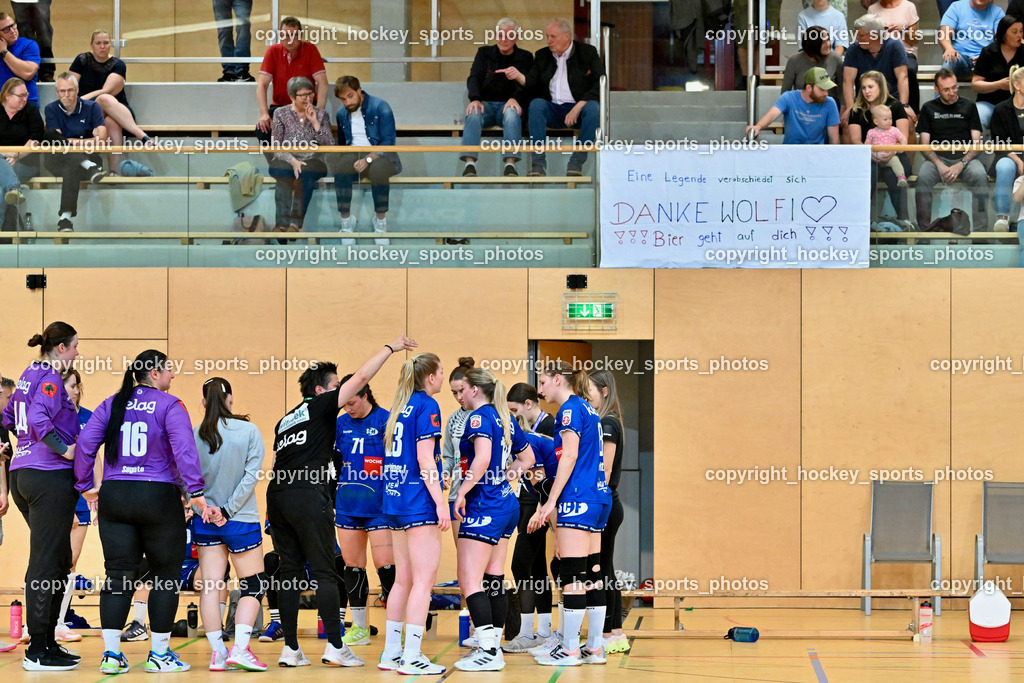 SC Ferlach vs. WAT Atzgersdorf | SC Ferlach Mannschaft, Besucher Ballspielhalle Ferlach, Buchbauer Transparent, SC Ferlach vs. WAT Atzgersdorf, SC Ferlach vs. WAT Atzgersdorf am 12.05.2024 in Ferlach (Ballspielhalle Ferlach), Austria, (Photo by Bernd Stefan)