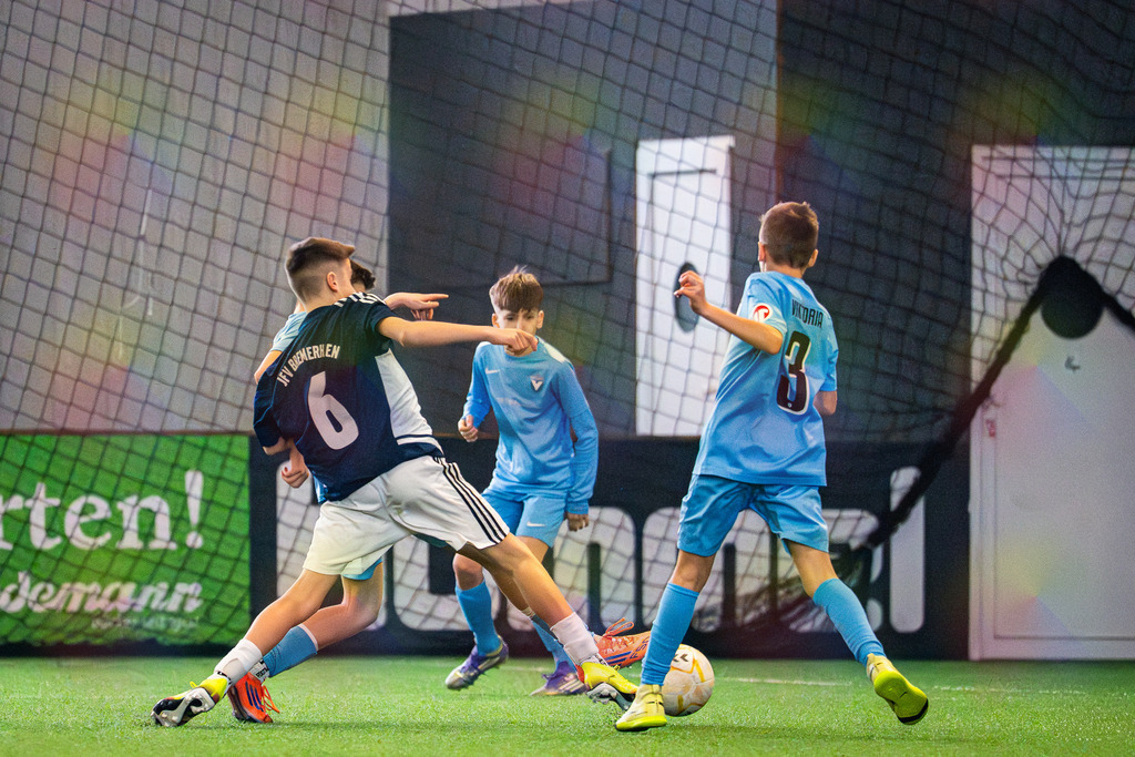_BLR9232 | Professionelle Fußball- und Sportfotografie. Spielbilder online ansehen und kaufen – Einzelbilder oder komplette Galerien in hoher Qualität. - Realisiert mit Pictrs.com