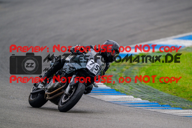 MaZZes_FotoMatrix_240521_6007705_2094 | GELB