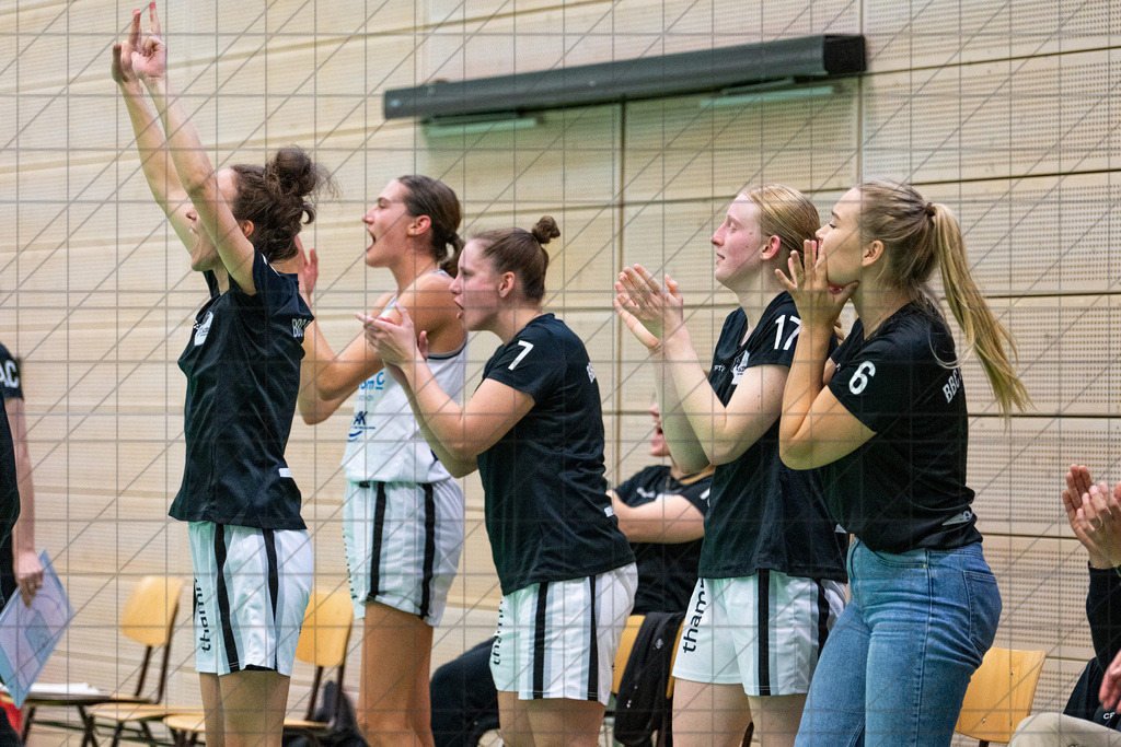 2. DBBL Nord 24/25 | 27.10.2024 | BBC OS vs. TSVE Bielefeld  | 2. DBBL Nord 24/25 | 27.10.2024 | BBC OS vs. TSVE Bielefeld - - - - - CREDIT, www.bullenfotos.de, Martin König, Hörner Weg 40, D-49078 Osnabrück, +4917663732967, Nutzung und Weitergabe nur zu den vereinbarten Zwecken. Presseanfragen an Urheber. Alle Rechte beim Urheber. - - - - - - Realisiert mit Pictrs.com