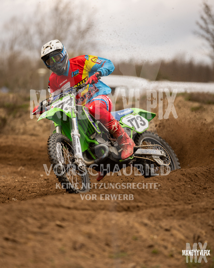 866A1585 | mxndyyvipix