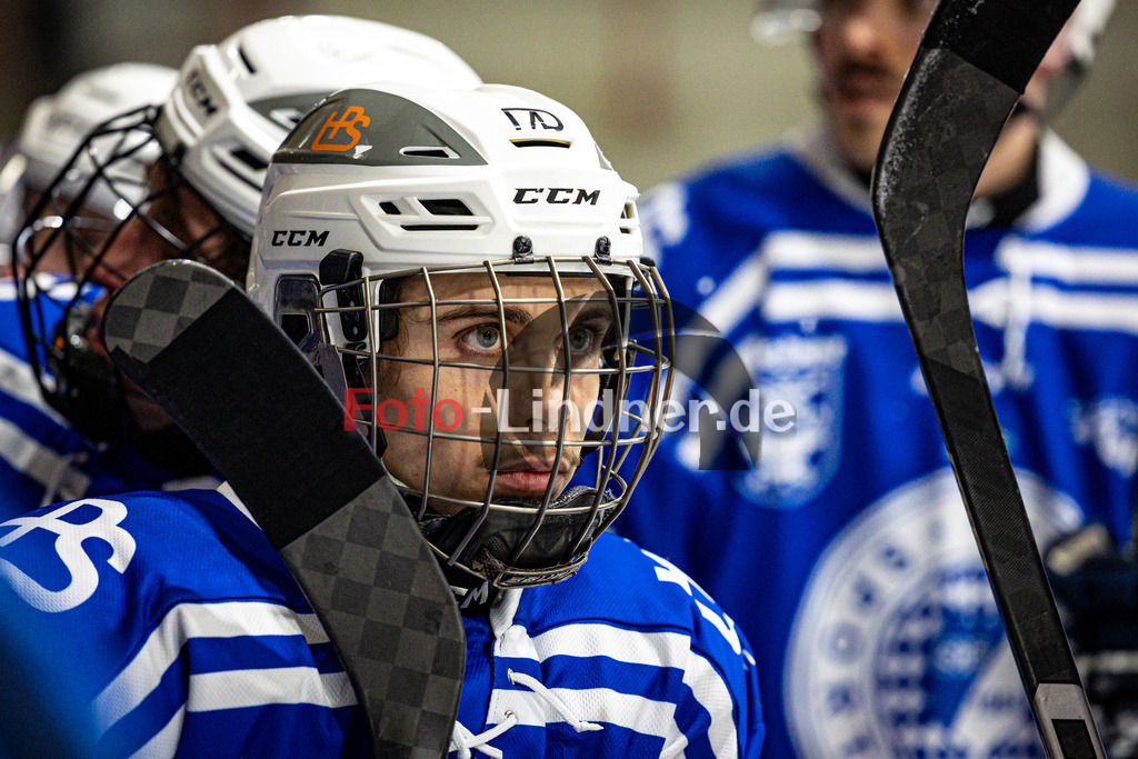 SC Forst NATURE BOYS gegen ESC Hassfurt HAWKS | Eishockey Landesliga Herren Playoffs 2024/25 - Spiel 2 von 4, SC Forst NATURE BOYS gegen ESC Hassfurt HAWKS, 20250222,Julian KRAUS (Nature Boyz 73) Portrait,2025-02-22 in Peißenberg (Eisstadion Peißenberg)Julian KRAUS (Nature Boyz 73)Copyright: WolfgangxLindner foto-lindner.de