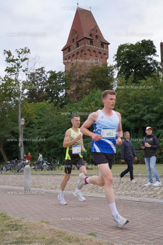 DSC05268 | Lichterlauf  - Realisiert mit Pictrs.com