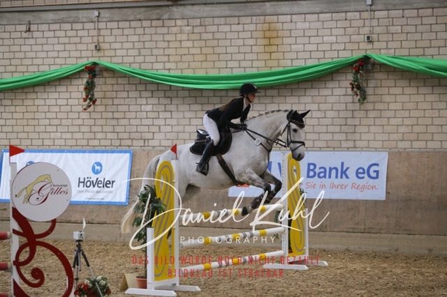 IMG_0607 | Turnierfotos kaufen im Webshop von Daniel Kuhl Photography – entdecke professionelle Reitsportfotos aus Turnieren & Events. Hochwertige Turnierbilder online bestellen & sichern. Jetzt Fotos von Reitsportturnieren kaufen!