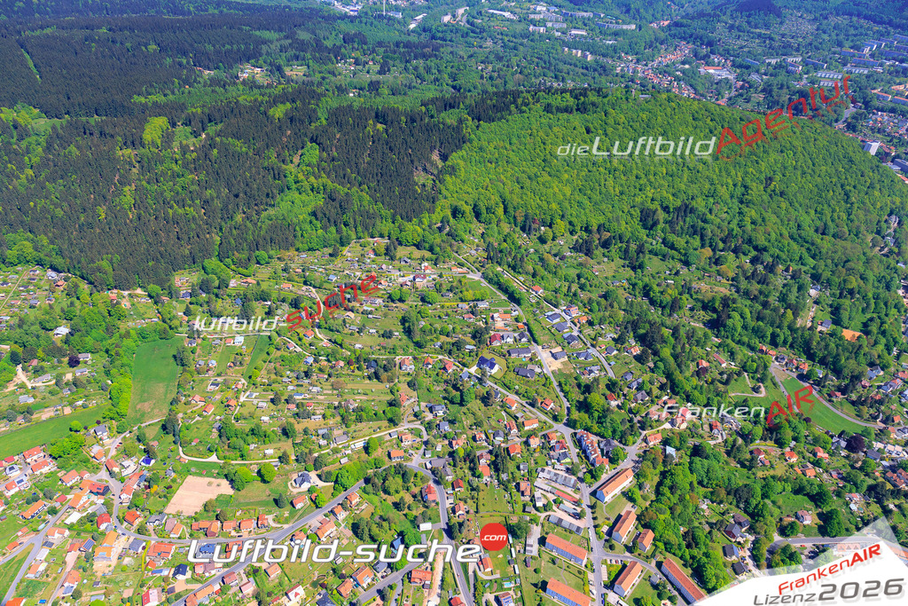 Das Luftbild der Stadt Suhl wurde 2018 vom Flugzeug heraus erstellt (keine Drohne) Aufnahmehöhe ca.400 Meter- hohe Auflösung für beste Druck-Qualität