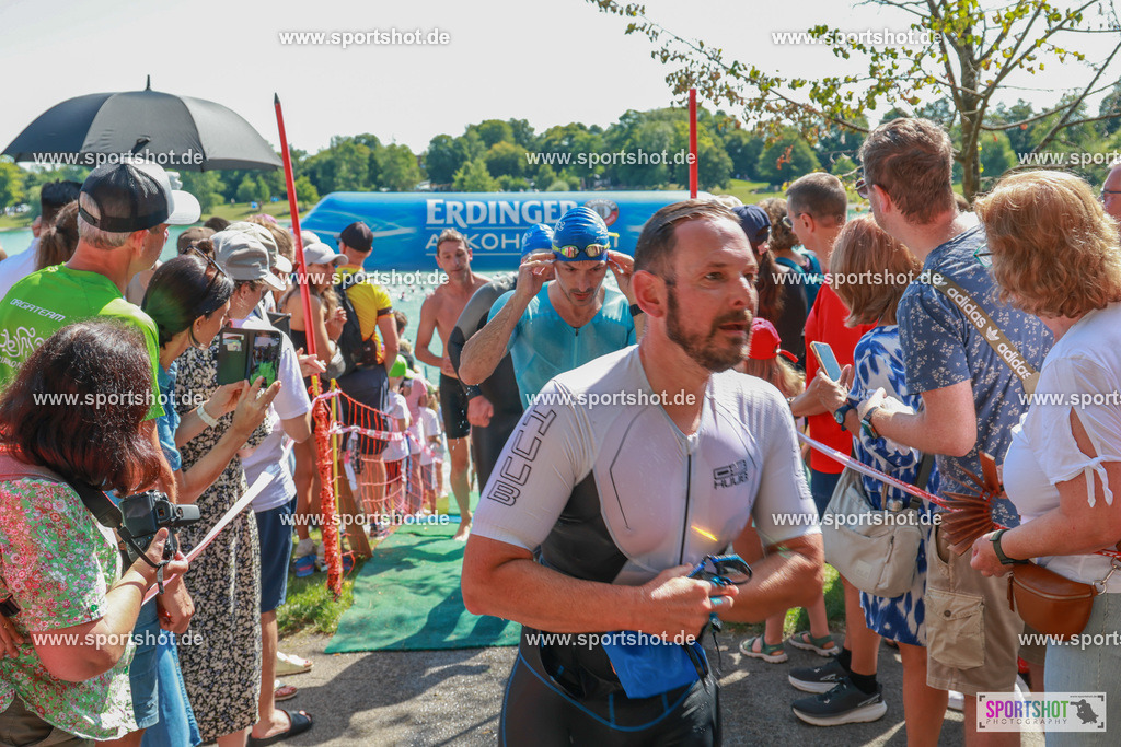 AR7_8973 | Karlsfeld Triathlon 2025 #karlsfeldtriathlon #karlsfeldtriathlon2025  #karlsfeldrace  #yourpictrs #triathlon_karlsfeld #tsveintrachtkarlsfeld #sportshot_your_pictrs @Sportshotphotography @Triathlon Karlsfeld - TSV Eintracht Karlsfeld Triathlon Copyright: www.sportshot.de
