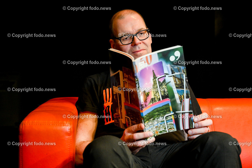 David Wagner_ Impro Theater_ 30.03.2023-9 | 30.03.2023, Linz, AUT, Posthof im Bild David Wagner (Impro Theater, alle Impro - aus dem Aermel), Linz 09