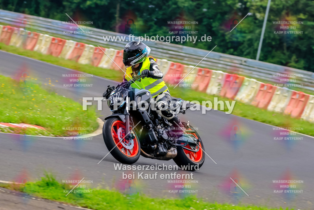 VBK-6797 | Hier findet Ihr Bilder von Touristenfahrten auf der Nürburgring Nordschleife oder von anderen Veranstaltungen die ich besucht habe. Viel Spass beim Durch Schauen 