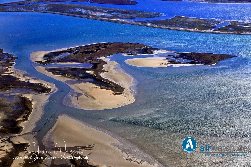 Luftbilder Nordstrand & Beltringharder Koog | Entdecken Sie atemberaubende Luftbilder und Fotografien auf airwatch.de - Tauchen Sie ein in eine Welt voller faszinierender Aufnahmen aus der Vogelperspektive.