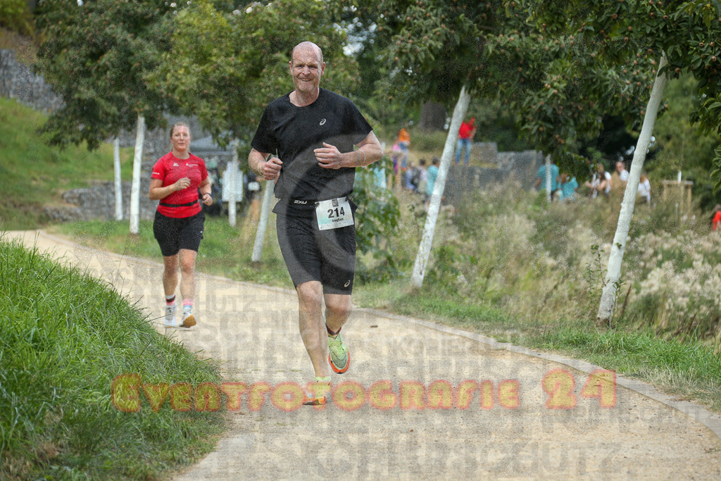 250824_1257_EX1_1027 | Sportfotografie im Rhein-Sieg Kreis, Köln, Bonn, NRW, Rheinland Pfalz, Hessen, etc. Unser Tätigkeitsfeld umfasst den Laufsport vom Volkslauf über den Marathon, Duathlon, Triathon bis zum Ultralauf wie Kölnpfad Ultra oder Schindertrail.