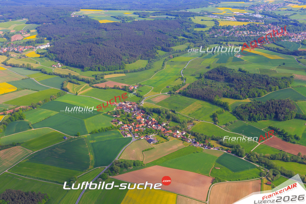 Die Luftaufnahme Krumme Fohre - Kasendorf wurde vom UL-Flugzeug (keine Drohne) aus fotografiert.Hohe Druck- Auflösung-die Geschenkidee!