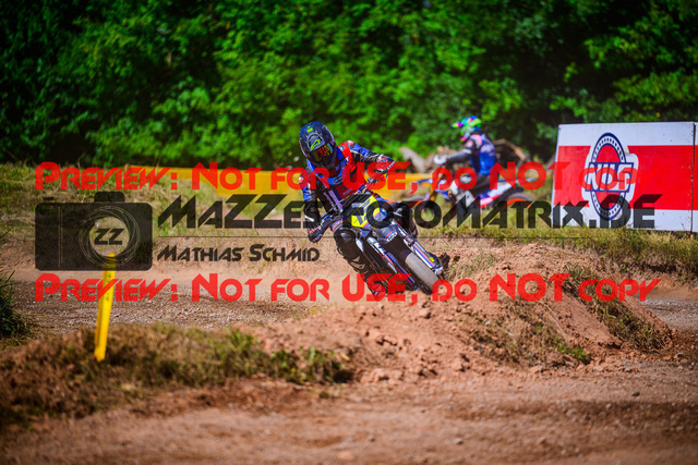 MaZZes_FotoMatrix_240816_6021986_0837 | UE40