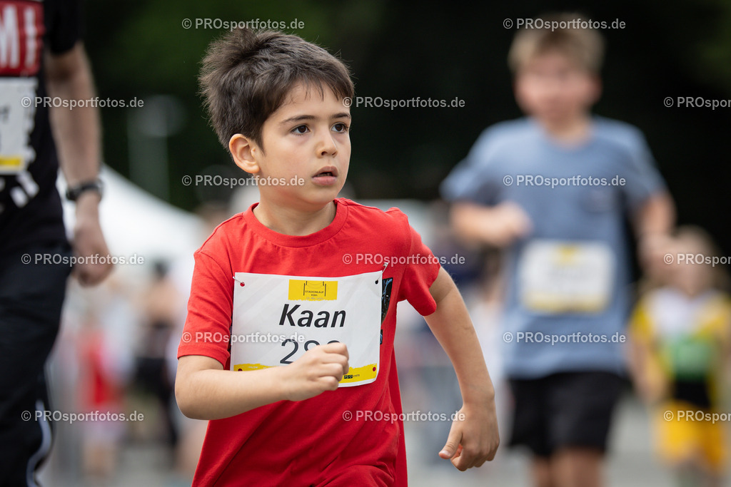 Stadionlauf Köln, 26.05.2024 | Impressionen von Stadionlauf Köln am 26.05.2024 rund um das RheinEnergie-Stadion in Koeln-Müngersdorf.