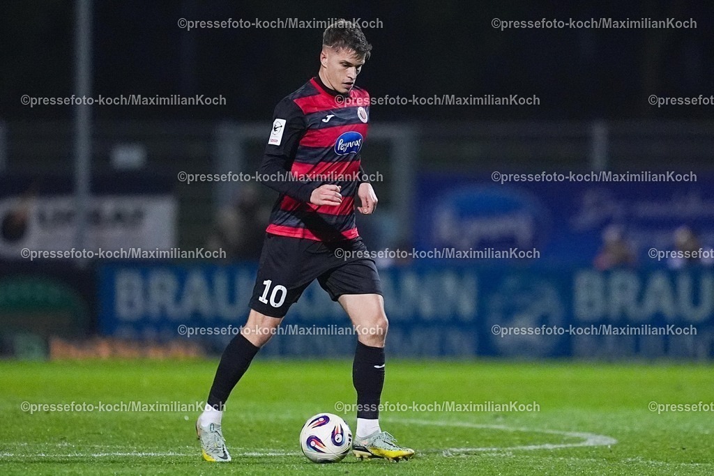 xYDRx21122501049 | 21.12.2025, xydrx, Fußball, 3.Liga, FC Viktoria Köln - MSV Duisburg, Saison 2025 2026, Sportpark Höhenberg: David Otto (FC Viktoria Köln #10)        DFB regulations prohibit any use of photographs as image sequences and or quasi-video.Photo: xYannisxDreimannxPressefotoKochx