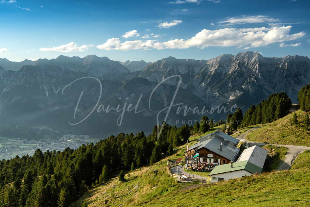 Tulfein Alm | Die schön gelegene Tulfein Alm am Glungezer