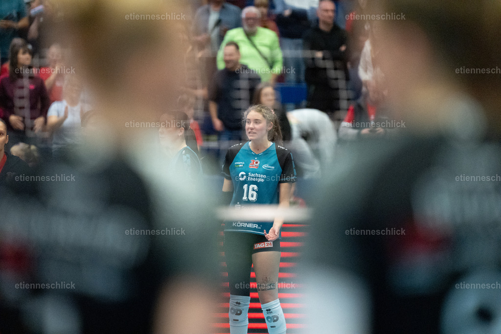 Dresdner SC - Binder Blaubären TSV Flacht, DEKRA 1. Bundesliga Frauen, Volleyball | Im Bild: Morgan Geddes (16, Dresdner SC)24.10.2026, Dresdner SC -  Binder Blaubären TSV Flacht, DEKRA 1. Bundesliga Frauen, Volleyball, Deutschland, Dresden, Cyberport Arena