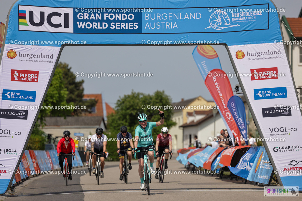 VJ__9847 | Neusiedlersee Radmarathon 2026@sportshot_your_pictrs #yourpictures#roadtowm2029 #nrm #neusiedlerseeradmarathon #neusiedlersee #neusiedlerseetourismus #burgenland #mörbisch #nrm26 #burgenlandtourismus #voglundco #poweredbyburgenlandtourismus #radsport #rad #marathon #ucigranfondo #visitburgenland #ucigranfondoworldseries