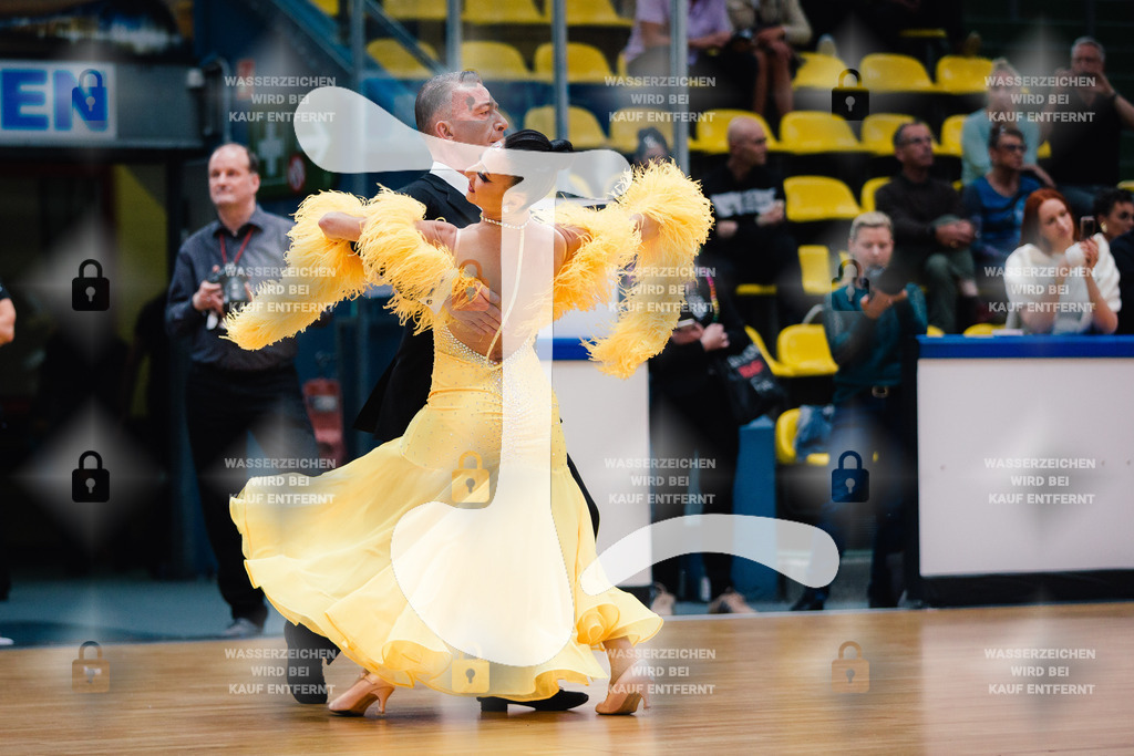 Hessen Tanzt WDSF Open Senior III Standard 5th (240) Fiorenzo Fortin _ Marianna Voltan (Italy)-2025-05-17-0445 | Webshop for digital downloads and prints of dance sport, event & show photographer Julian Link - Realisiert mit Pictrs.com