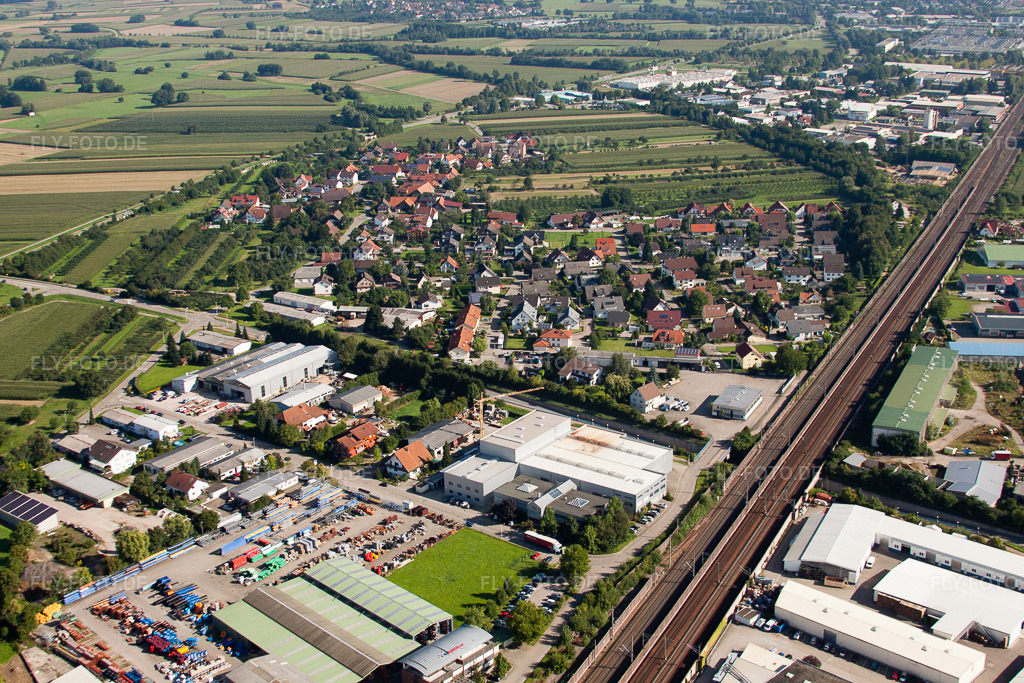 Luftbild: Werksgelände Muffenrohr GmbH im Ortsteil Hatzenweier in Ottersweier im Bundesland Baden-Württemberg in Deutschland. Foto: IMG_31731.jpg vom 20.08.2010 durch Werner Riehm/FLY-FOTO.de
