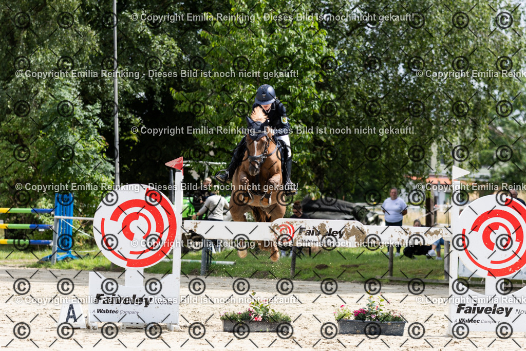 CL5A0985 | Emilia Reinking Fotografie - Realisiert mit Pictrs.com