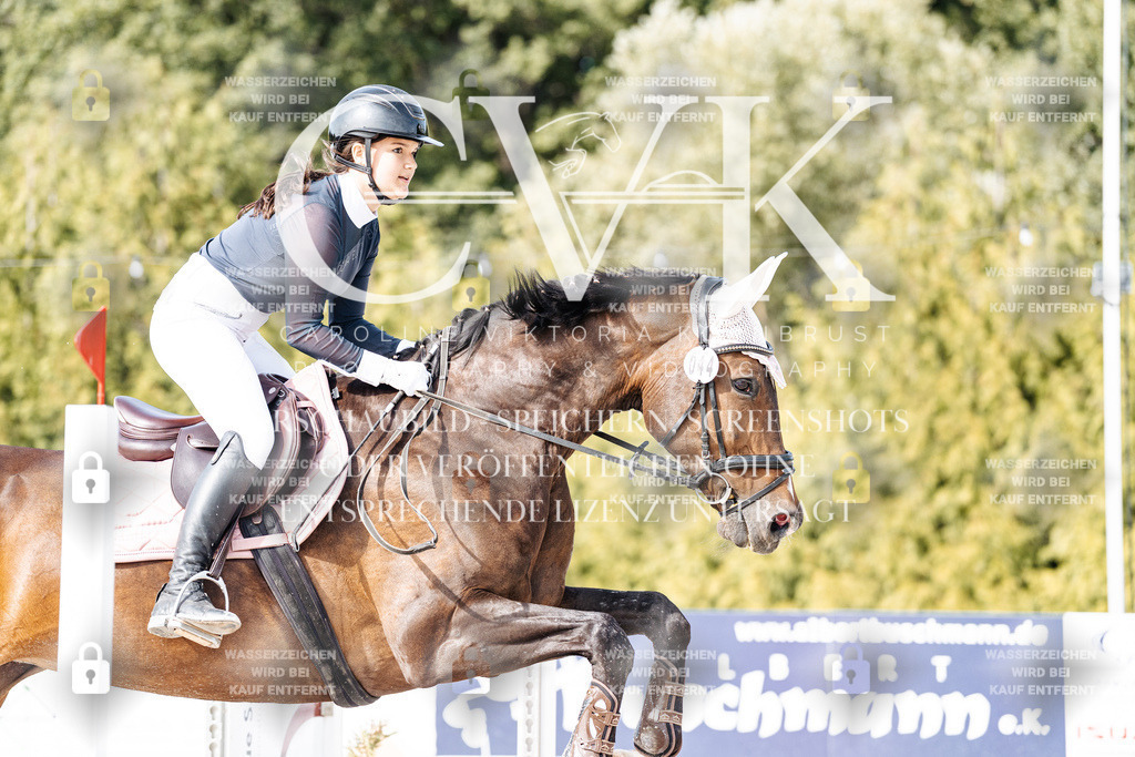 CK905627 | Turnierfotografie Pferdefotografie Trier Rheinland-Pfalz Pferdesport Reitsport Tierfotografie Sportfotografie Pferdevideo Pferdevideografie Equestrianvideography equestrianphotography  - Realisiert mit Pictrs.com