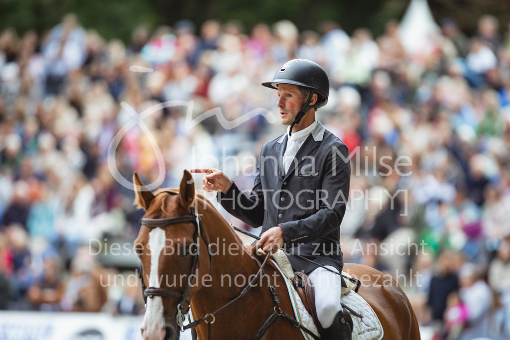 240915_OWLCh_GP-860 | Deine schönsten Turniermomente als professionelle Fotos! Entdecke hochwertige Pferdesport-Fotografie im Online-Shop. Jetzt Fotos finden & bestellen!