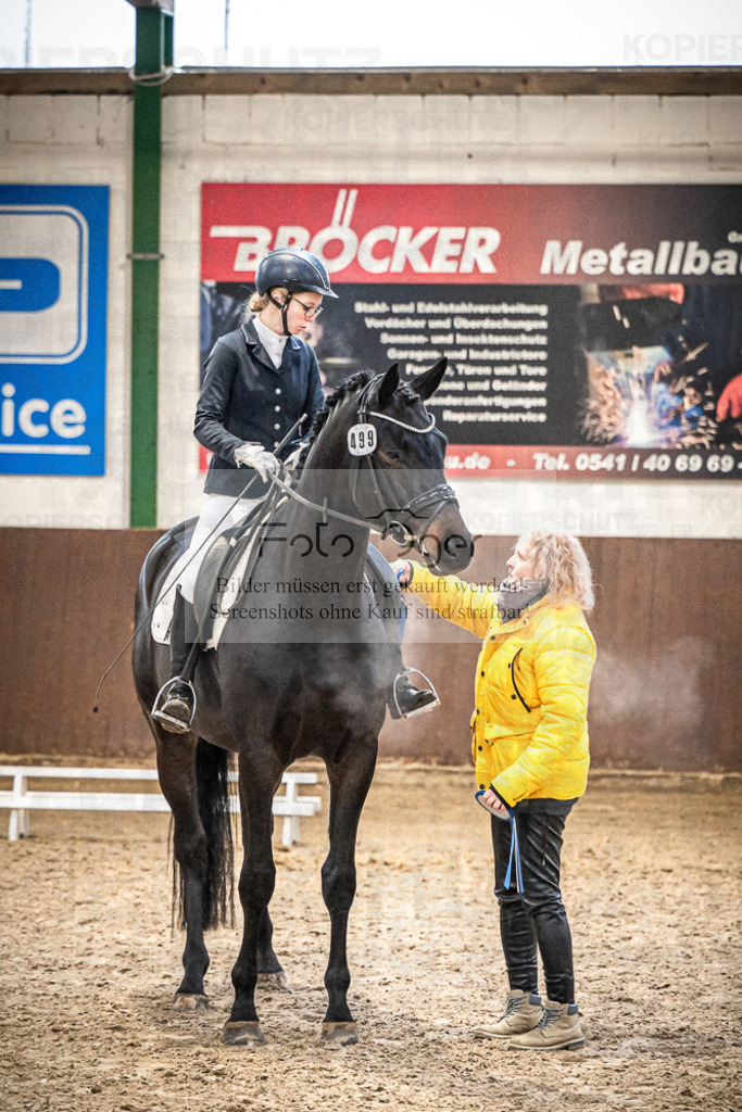 Hallenreittunier Voxtrup 2023 | Entdecke hochwertige Reitturnierfotos von Foto Oger. Professionell, emotional und authentisch – jetzt Lieblingsmomente im Shop bestellen.Deutschlandweite Turnierfotografie. - Realisiert mit Pictrs.com