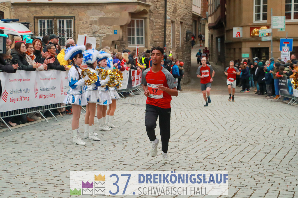 VR Bank Hauptlauf 10000m | 3 Koenigslauf 2023 - Realisiert mit Pictrs.com