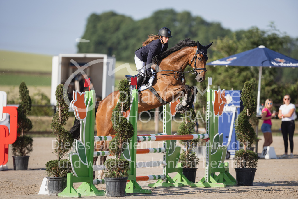 230624_PfSpTa_A2-Spr-115 | Deine schönsten Turniermomente als professionelle Fotos! Entdecke hochwertige Pferdesport-Fotografie im Online-Shop. Jetzt Fotos finden & bestellen!