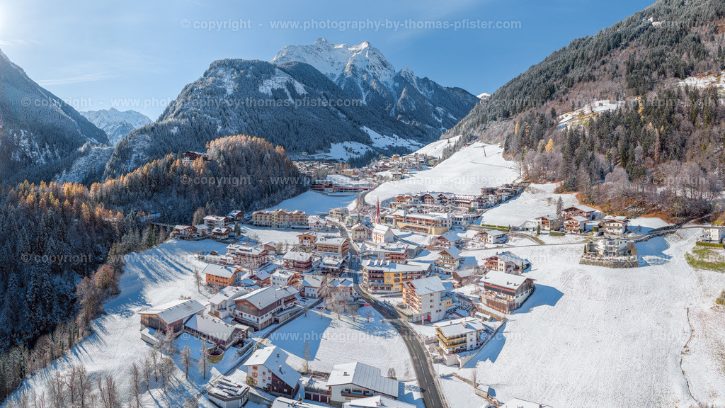 Finkenberg Herbst Ansicht copyright  Thomas Pfister-1 | PHOTOGRAPHY BY THOMAS PFISTER