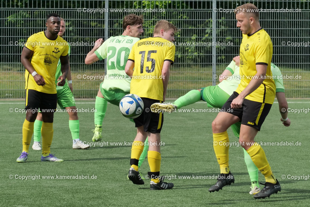 Fußball : Bezirksliga : SV 08/29 Friedrichsfeld - Borusia Veen am 10.05.2026 in Voerde Friedrichsfeld | Fußball : Bezirksliga : SV 08/29 Friedrichsfeld - Borusia Veen am 10.05.2026 in Voerde Friedrichsfeld - Realisiert mit Pictrs.com