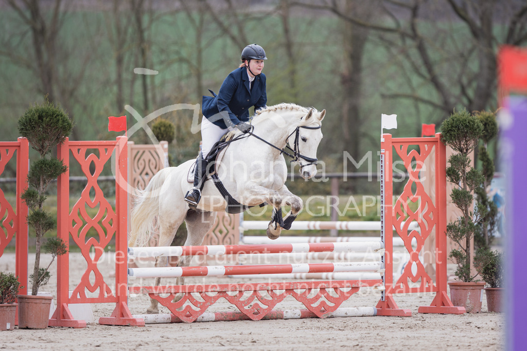 230408_Frühlingsfest_SpringreiterWB-140 | Deine schönsten Turniermomente als professionelle Fotos! Entdecke hochwertige Pferdesport-Fotografie im Online-Shop. Jetzt Fotos finden & bestellen!