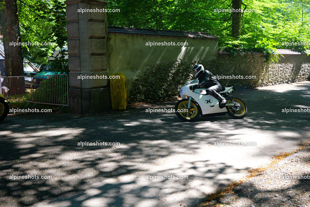 P1026452 | Erleben Sie atemberaubende, hochqualitative Fotos Ihrer Fahrt entlang der malerischen Alpenstraßen. Besuchen Sie alpineshots.com, um professionelle Aufnahmen Ihrer unvergesslichen Reise zu finden und zu kaufen - Realisiert mit Pictrs.com